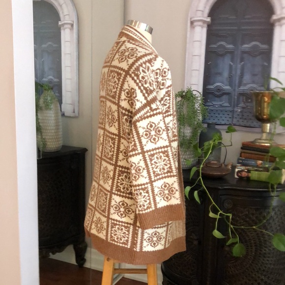 Tahari ladies cardigan oversized M ! - Picture 5 of 10